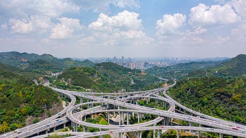 重庆发布国庆假期出行服务指南 高速免费7天预计车流1450万辆次